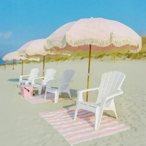 كرسي الشاطئ.webp